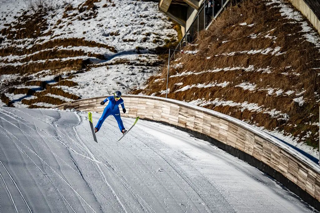Le saut à ski